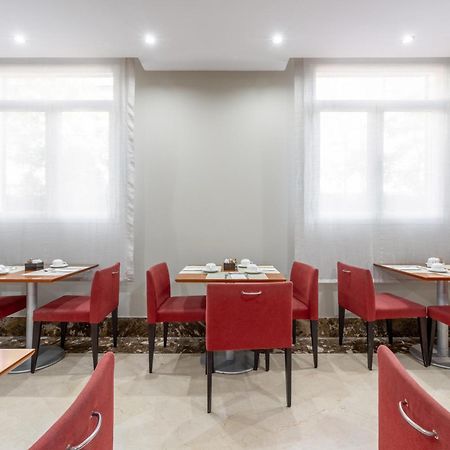 NH Leganes Hotel Bagian luar foto
