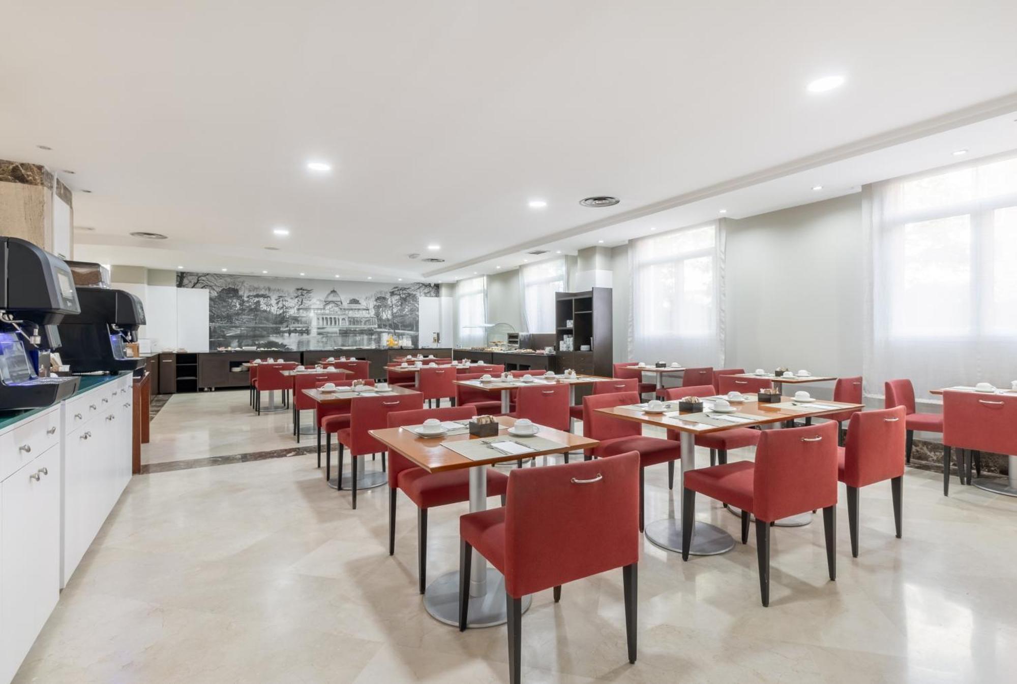 NH Leganes Hotel Bagian luar foto