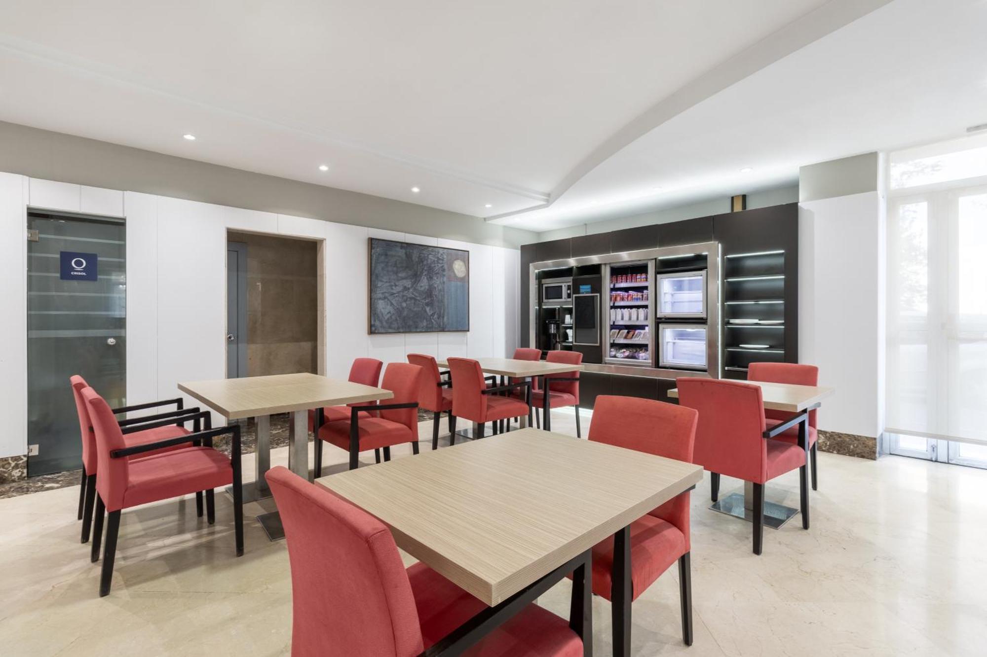 NH Leganes Hotel Bagian luar foto