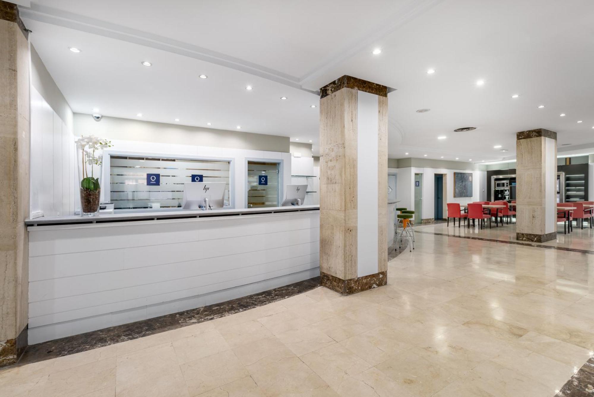NH Leganes Hotel Bagian luar foto