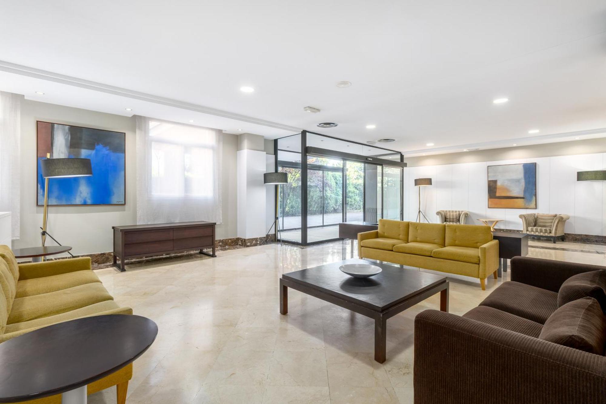 NH Leganes Hotel Bagian luar foto