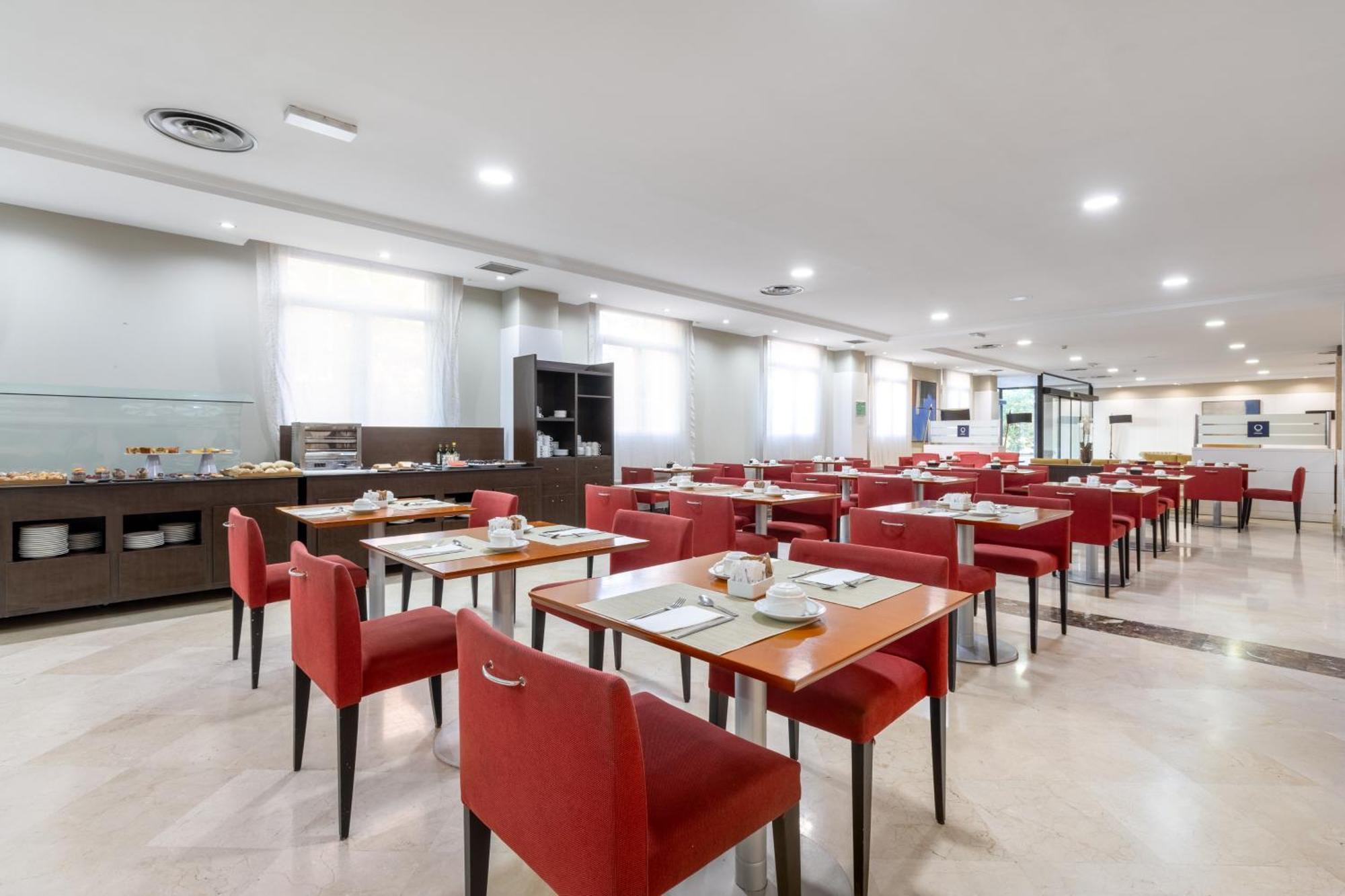 NH Leganes Hotel Bagian luar foto