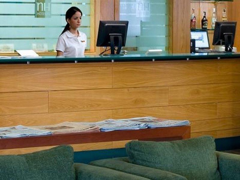 NH Leganes Hotel Bagian luar foto